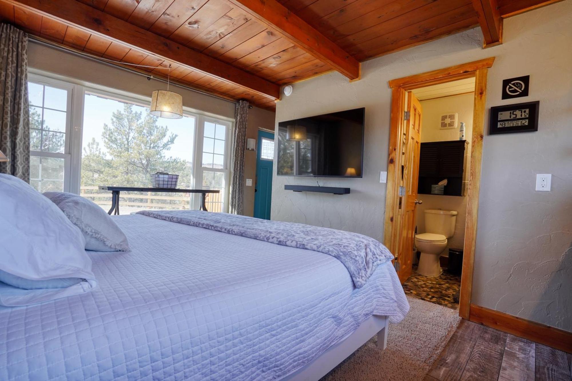 Sunrise Cabin At Highland Meadows Hot Springs Eksteriør billede
